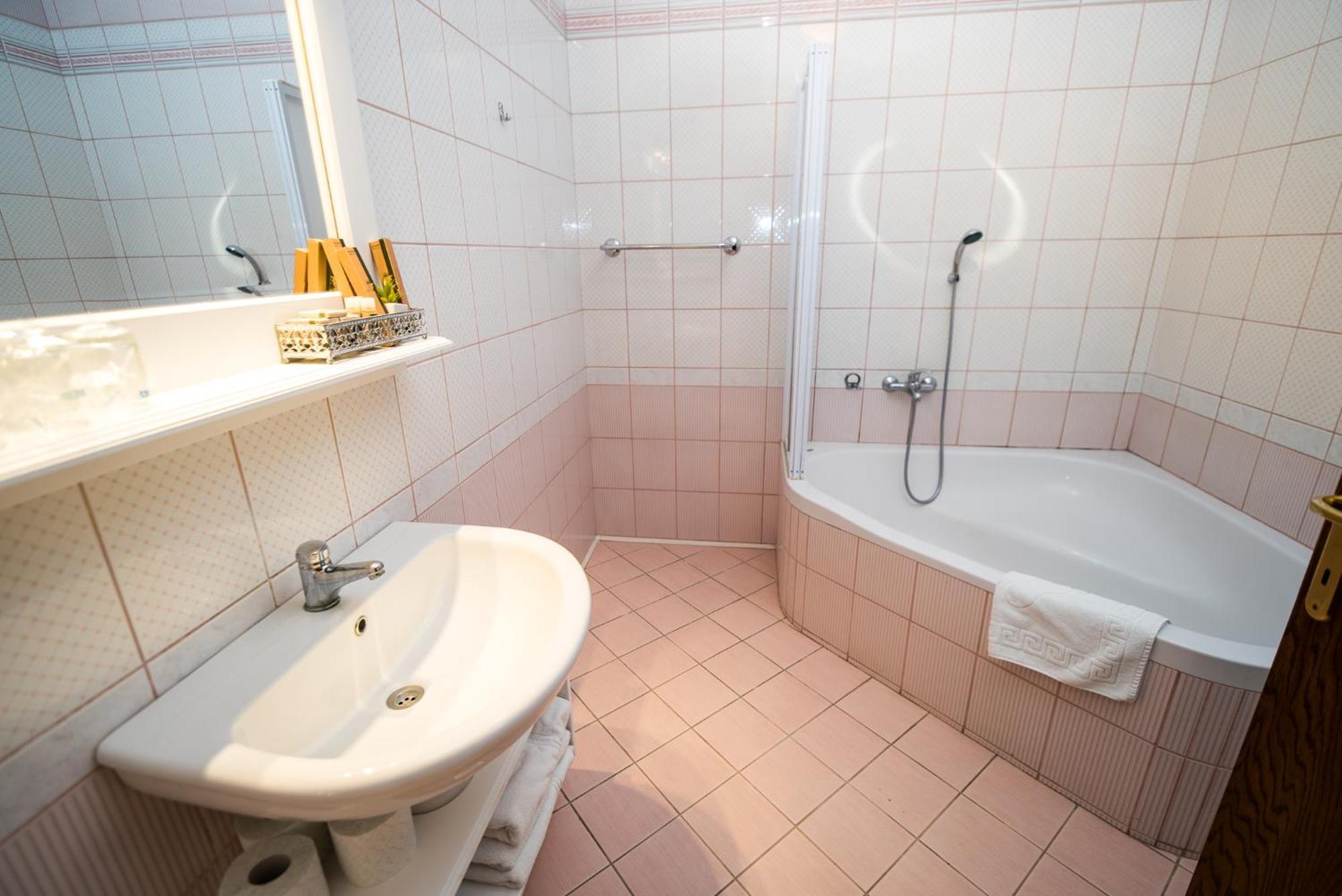 Splavar Rooms Brežice Quarto foto